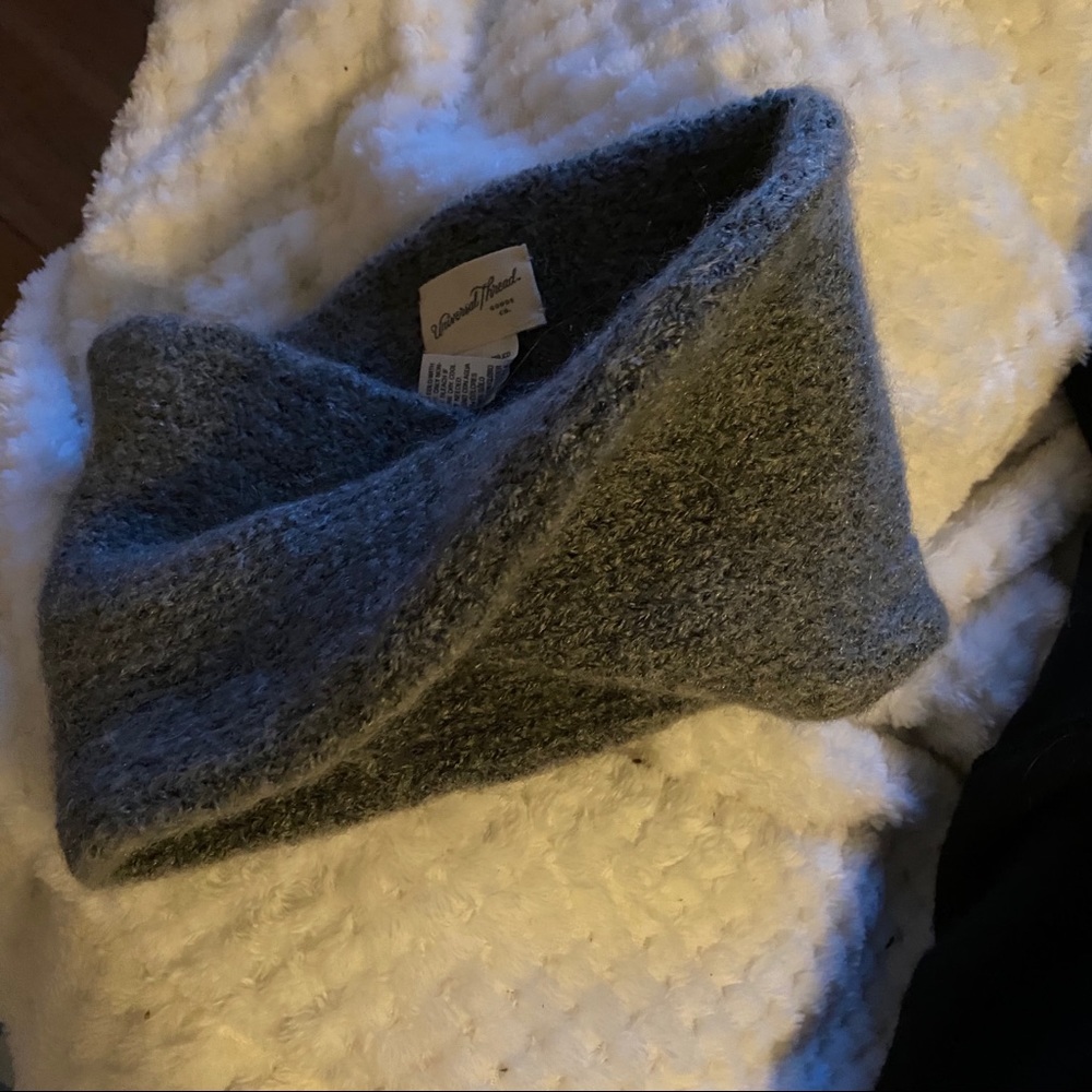 Gray Wrapped Head Scarf